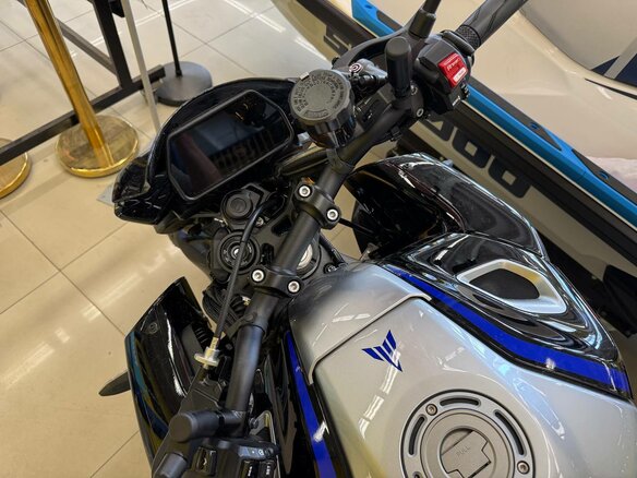 2026 Yamaha MT-10SP, серый, 2000000 рублей - вид 2