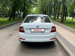 2016 Skoda Octavia III (A7), белый, 1500000 рублей, вид 5