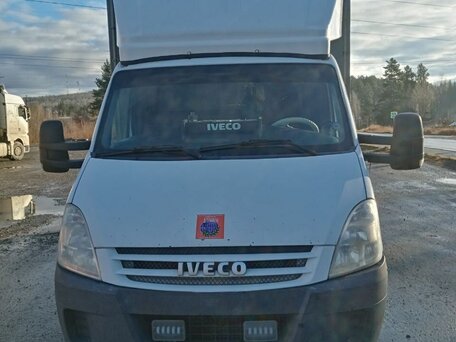 2008 Iveco Daily, белый, 2000000 рублей, вид 2