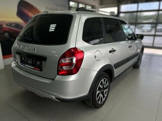 2025 Lada (ВАЗ) Granta Cross I Рестайлинг, серебристый, 1246000 рублей, вид 3