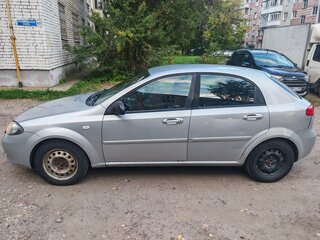 2005 Chevrolet Lacetti I, серебристый, 320000 рублей, вид 3