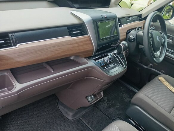 2020 Honda Freed II Рестайлинг, чёрный, 1600000 рублей - вид 3