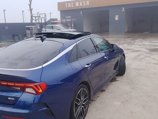 2020 Kia K5 III, синий, 3150000 рублей, вид 4