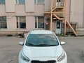 2015 Kia Ceed II Рестайлинг, белый, 930000 рублей