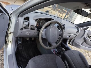 2008 Hyundai Accent ТагАЗ II, серебристый, 300000 рублей, вид 5