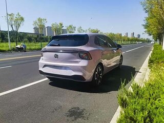 2026 MG 4 EV 53.95 kWh II, розовый, 1803000 рублей, вид 4