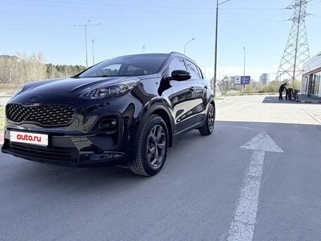 2020 Kia Sportage IV Рестайлинг, чёрный, 2200000 рублей, вид 2