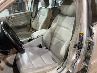 2005 Mercedes-Benz C-Класс 230 II (W203) Рестайлинг, серебристый, 730000 рублей, вид 5