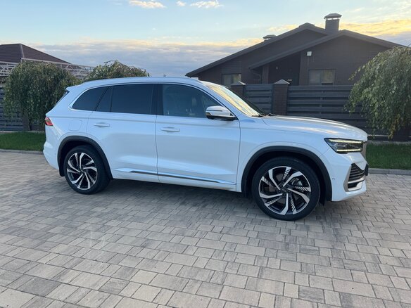 2024 Geely Monjaro I, белый, 3500000 рублей - вид 2