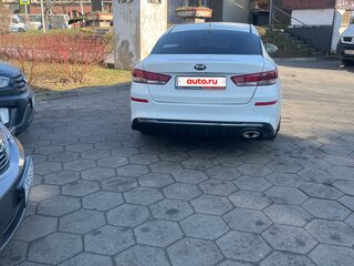 2019 Kia Optima IV Рестайлинг, белый, 1750000 рублей, вид 2