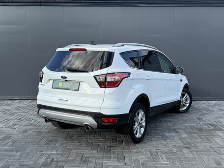 2016 Ford Kuga II Рестайлинг, белый, 1715000 рублей, вид 2