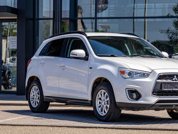 2012 Mitsubishi ASX I Рестайлинг, белый, 1295000 рублей - вид 6