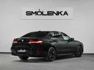 2023 BMW 7 серии M760e xDrive VII (G70), чёрный, 24000000 рублей, вид 2