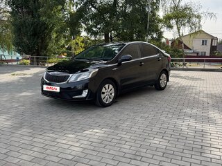 2013 Kia Rio 4-speed III, чёрный, 830000 рублей, вид 1
