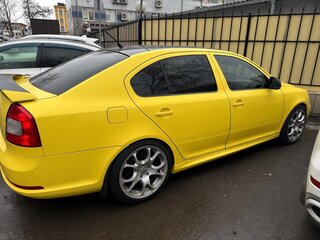 2012 Skoda Octavia RS II Рестайлинг, жёлтый, 1350000 рублей, вид 3