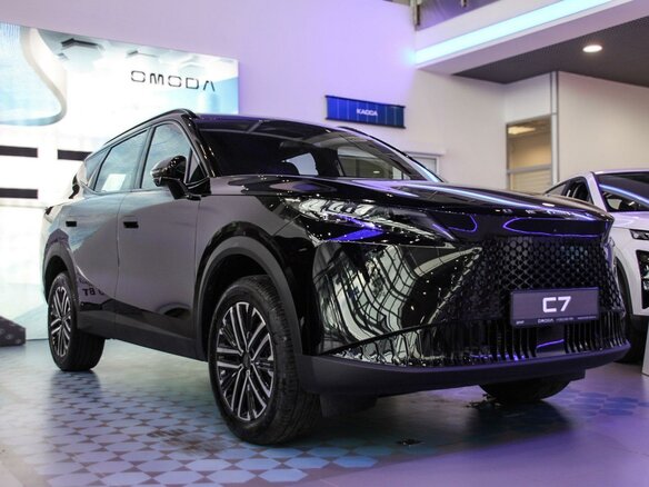 2026 Omoda C7, чёрный - вид 1