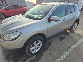 2010 Nissan Qashqai I, серебристый, 1095000 рублей, вид 4