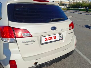2011 Subaru Outback IV, белый, 1100000 рублей, вид 3