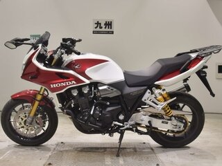 2025 Honda CB 1300, белый, 1569000 рублей, вид 1