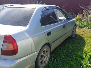 2006 Hyundai Accent ТагАЗ II, серебристый, 300000 рублей, вид 3