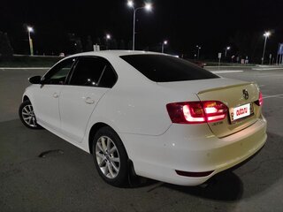 2012 Volkswagen Jetta VI, белый, 870000 рублей, вид 3