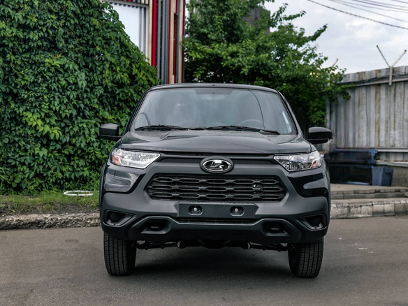2026 Lada (ВАЗ) Niva Travel I Рестайлинг, зелёный - вид 1