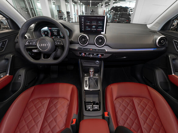 2025 Audi Q2 L 35 TFSI I Рестайлинг, серый, 3700000 рублей - вид 7