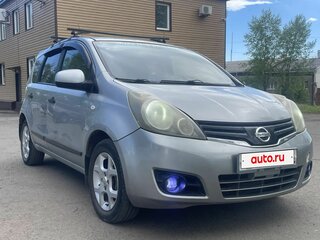2012 Nissan Note I Рестайлинг, серебристый, 570000 рублей, вид 3