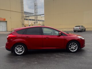 2011 Ford Focus III, красный, 725000 рублей, вид 4