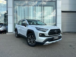 2025 Toyota RAV4 V (XA50), белый, 4090000 рублей, вид 1