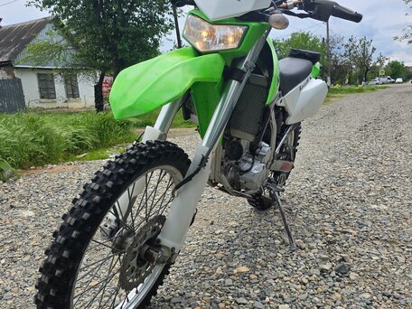 2009 Kawasaki KLX 250, зелёный, 310000 рублей, вид 2