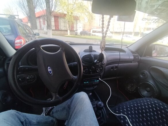 2011 Lada (ВАЗ) Kalina I, красный, 360000 рублей - вид 6