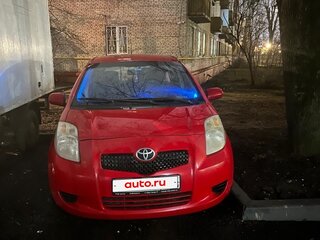 2007 Toyota Yaris Multimode II, красный, 660000 рублей, вид 1