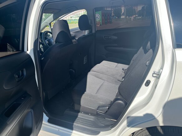 2014 Toyota Wish II Рестайлинг, белый - вид 28