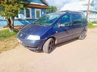 2003 Volkswagen Sharan I Рестайлинг 2, синий, 500000 рублей, вид 4