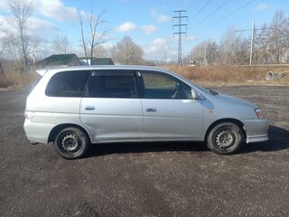 2004 Toyota Gaia, серый, 600000 рублей, вид 3