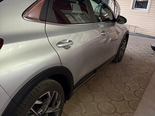 2020 Kia XCeed I, серебристый, 2100000 рублей, вид 3