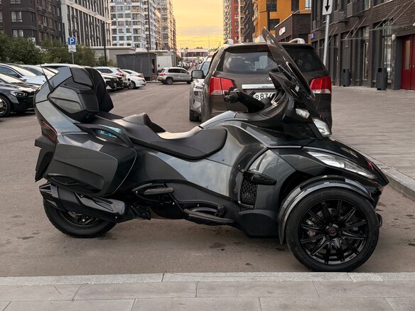 2017 BRP Can-Am Spyder, серый, 1999000 рублей - вид 6