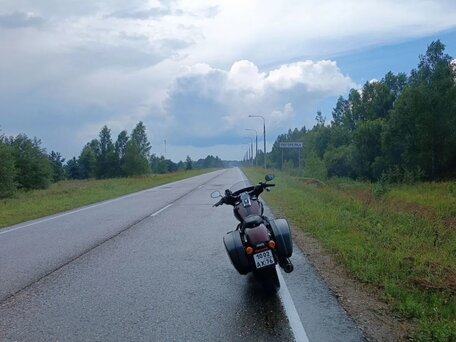 2018 Harley-Davidson Sport Glide, пурпурный, 1510000 рублей, вид 4