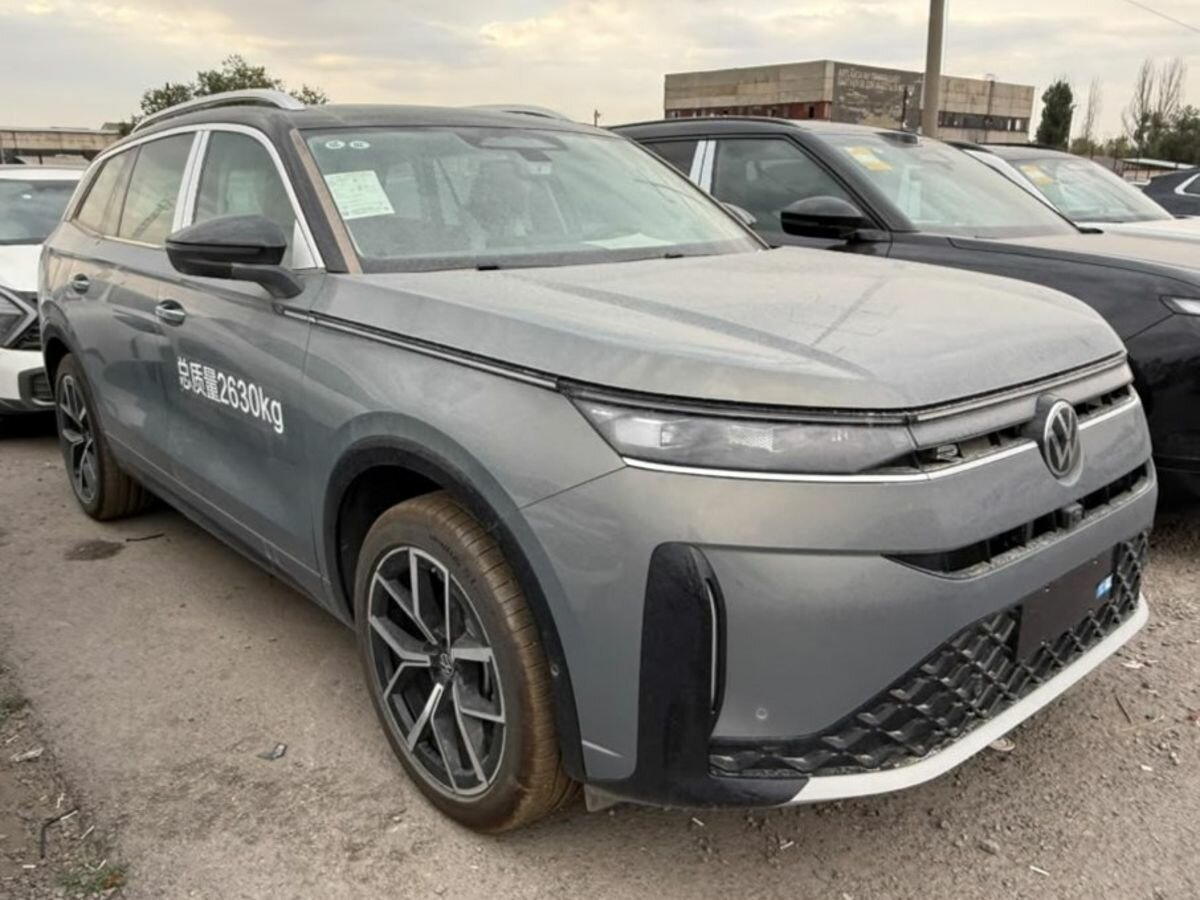 Открыть фотографии: Volkswagen Tavendor I Рестайлинг