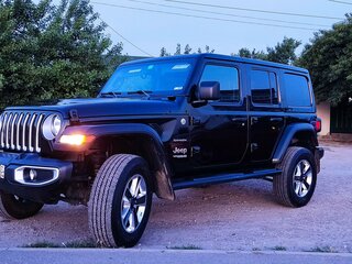 2022 Jeep Wrangler IV (JL), чёрный, 5550000 рублей, вид 5