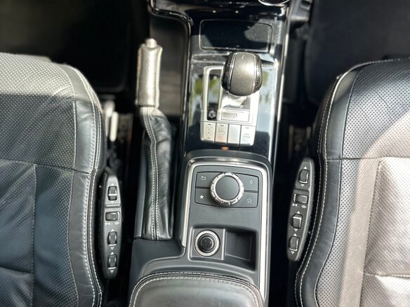 2016 Mercedes-Benz G-Класс 500 II (W463) Рестайлинг 4, чёрный, 6700000 рублей - вид 11