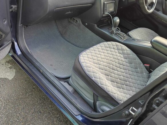 2001 Toyota Crown X (S150), синий, 750000 рублей - вид 10