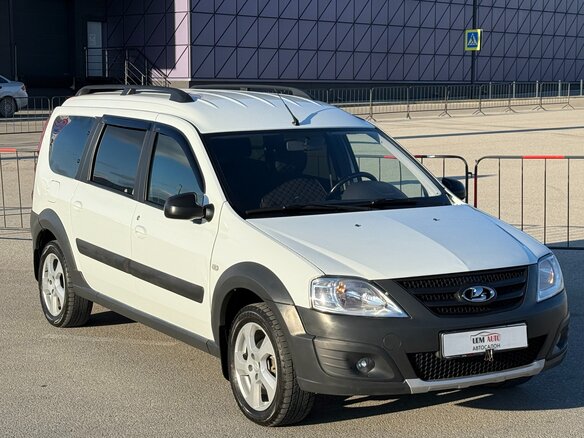 2017 Lada (ВАЗ) Largus I, белый, 997000 рублей - вид 5