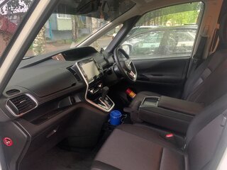 2017 Nissan Serena S-Hybrid V (C27), белый, 1850000 рублей, вид 5