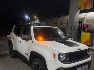 2017 Jeep Renegade Trailhawk I, белый, 2000000 рублей, вид 1