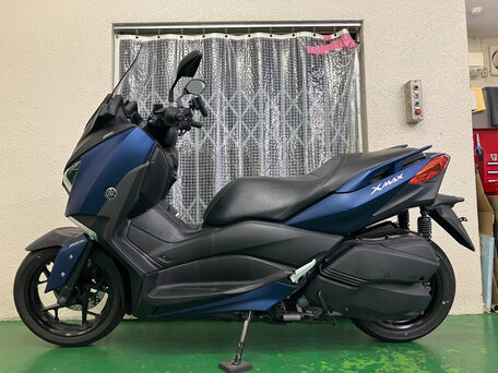 2023 Yamaha XMAX, синий, 700000 рублей, вид 2