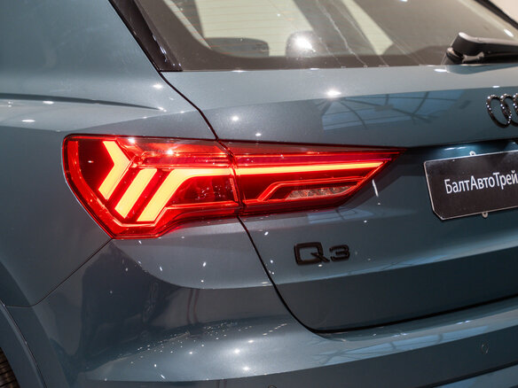 2026 Audi Q3 35 TFSI II (F3), зелёный - вид 26