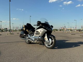 2012 Honda GL 1800 Gold Wing, серебристый, 1999000 рублей, вид 3