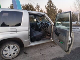 2002 Mitsubishi Pajero Mini II, серебристый, 525000 рублей, вид 3